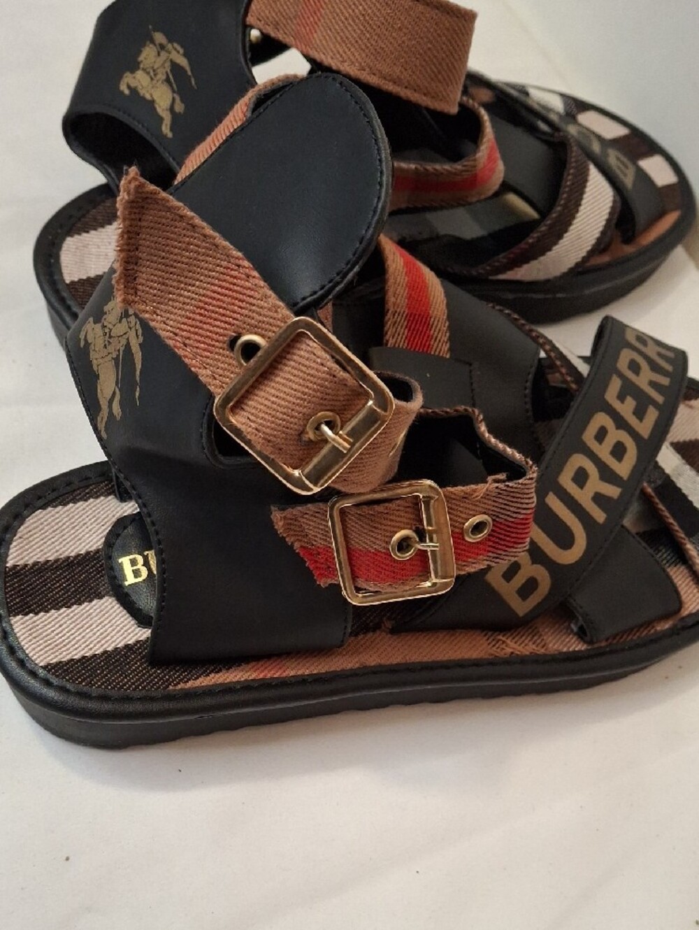 Burberry London Multicolor Plaid Women's Sandals with Logo Straps And Buckles - Picture 8 of 14